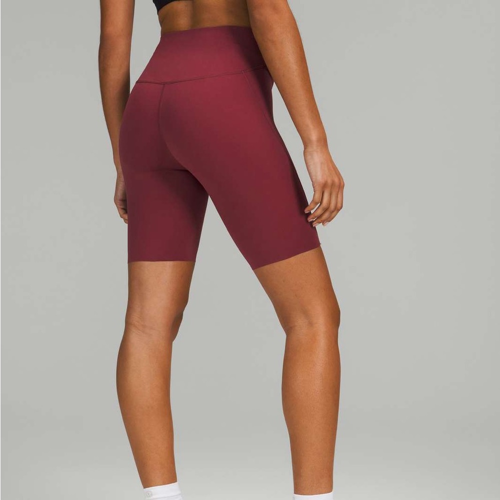 Lululemon Base Pace shorts
